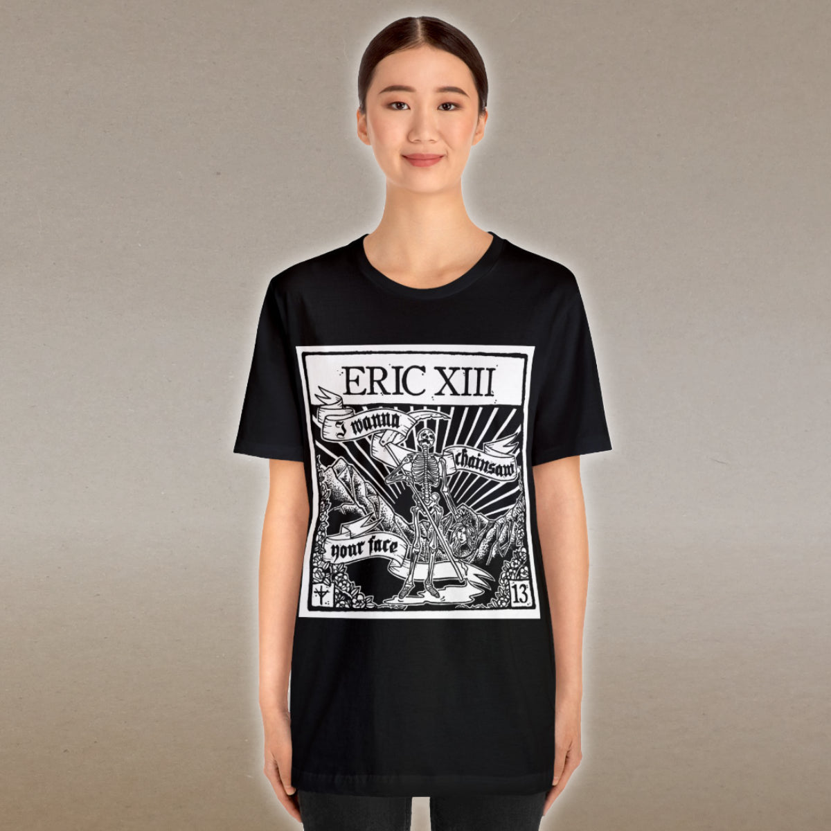 Chainsaw - Unisex T-Shirt